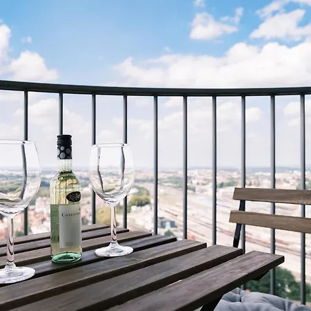 Appartement Neu Proud Skyline Im Augsburger Hotelturm 2 Balkone *