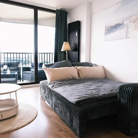 Neu Proud Skyline Im Augsburger Hotelturm 2 Balkone Appartement