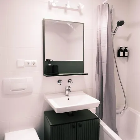 Appartement Neu Proud Skyline Im Augsburger Hotelturm 2 Balkone *