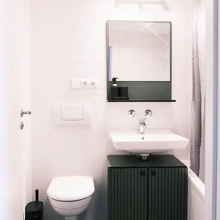Neu Proud Skyline Im Augsburger Hotelturm 2 Balkone Appartement Augsburg